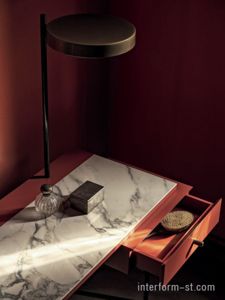 Итальянский письменный стол VANITY, BONTEMPI купить от фабрики BONTEMPI CASA в компании Interform studio с доставкой по России