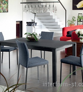 Мебель для гостиной и столовой DOMITALIA, модель Miro