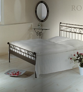 Кованая чешская кровать ROMANTIC, IRON ART