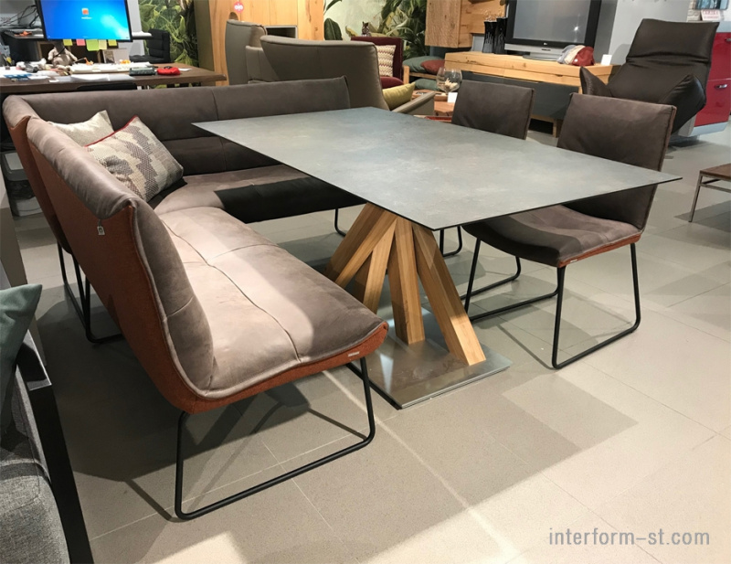 Немецкий стол Т1802, KOINOR купить от фабрики KOINOR в компании Interform studio с доставкой по России