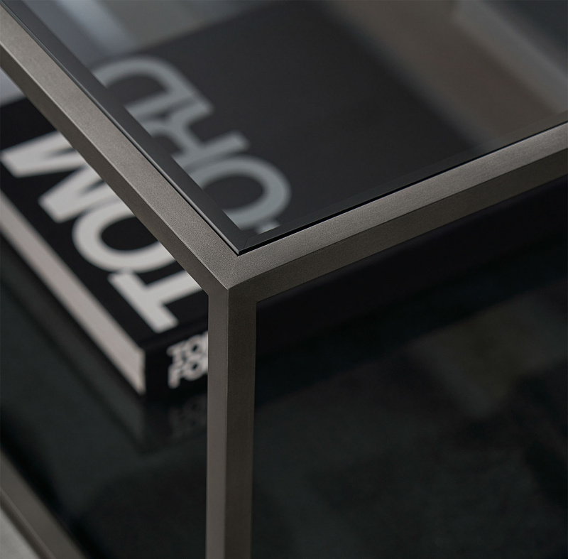 Столик Square купить от фабрики TOSCONOVA в компании Interform studio с доставкой по России