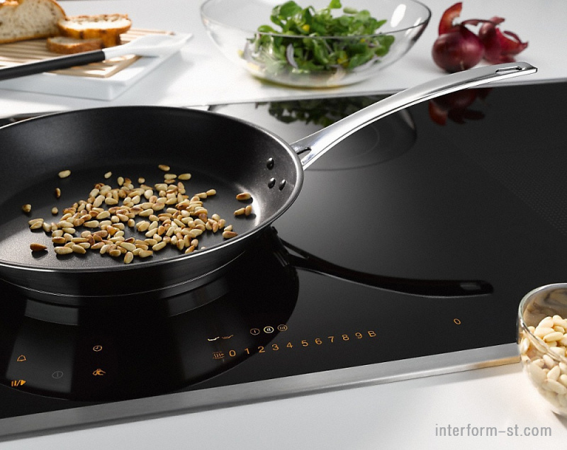 Индукционная варочная панель Miele KM6629 купить от фабрики MIELE в компании Interform studio с доставкой по России